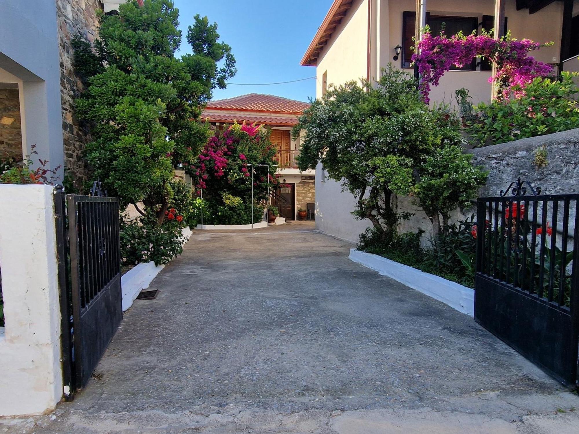 Nikolaos House Apartment Áyios Nikólaos Ngoại thất bức ảnh